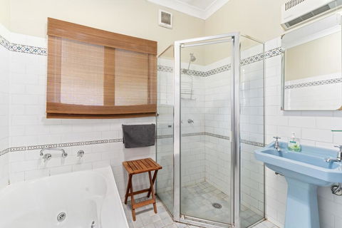 3 Sisters Blue Mountains Cottage - ACT Tourism 3