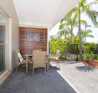 356 ' Oaks Pacific Blue' 265 Sandy Point Rd - Air conditioned direct pool access and suited for disability - ACT Tourism