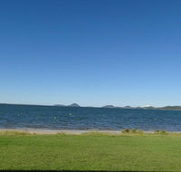 4 'Harbourside' 3-7 Soldiers Point Road - ground floor on the waterfront - ACT Tourism