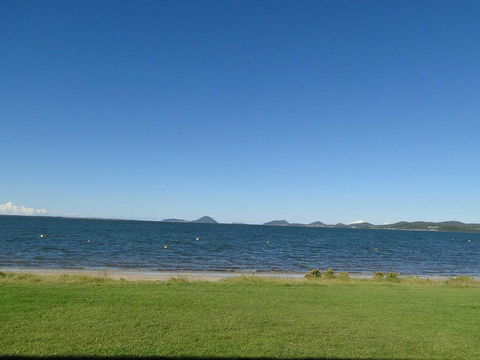 4 'Harbourside' 3-7 Soldiers Point Road - Ground Floor On The Waterfront - ACT Tourism 0