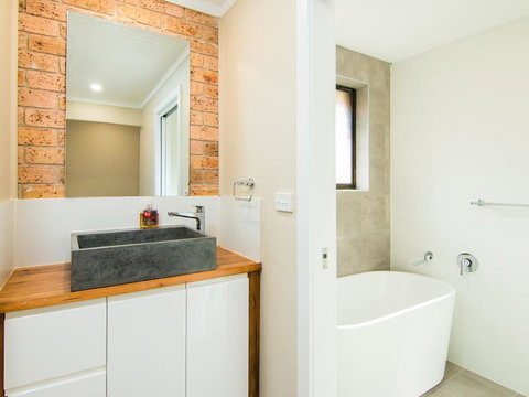 40 Underwood Road - ACT Tourism 3