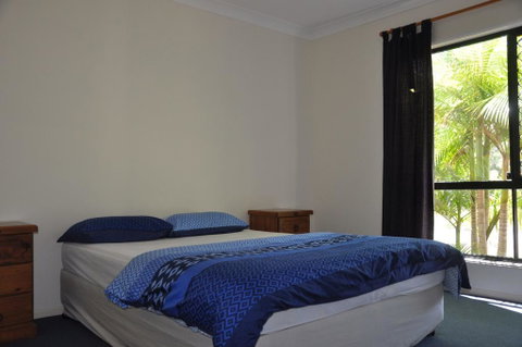 44 Cypress Avenue - Holiday Home In A Quiet Location, Close To Patrolled Beach And CBD - ACT Tourism 1