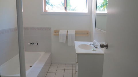 47 Yates St Nelly Bay - ACT Tourism 1