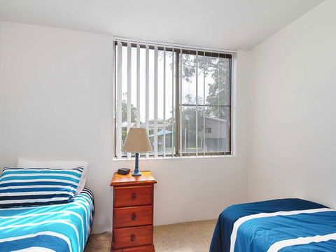 5 'The Point' 5-7 Mitchell Street - Large Balcony And Great Water Views - ACT Tourism 1