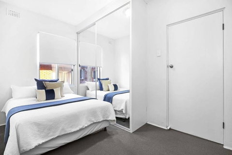 5 South Pacific 2 Bedrooms - ACT Tourism 3