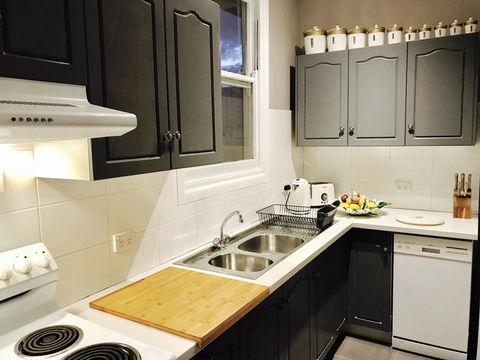 50s Fibro Chateau - ACT Tourism 3