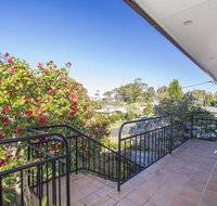57 Carroll Ave Mollymook Beach - Relaxed Homely Retreat - ACT Tourism