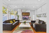6 Bedroom Beautiful and Comfy Family House