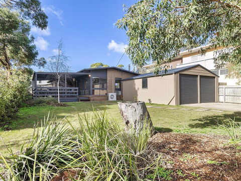 62 BINGLEY PARADE RIVERSEA HOUSE - ACT Tourism 0