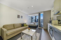 A Cozy  Comfy Studio Next to Southern Cross
