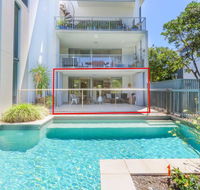 A Deluxe Swim Up - Drift Apartments South - ACT Tourism