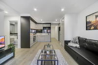 A Modern 2BR Apt 5-min Walk to Melbourne Central