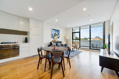 A New Home Close To The Largest Shopping Mall - ACT Tourism 2