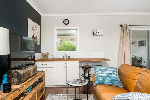 A PERFECT STAY - Byron Hills Hinterland Retreat - ACT Tourism 3