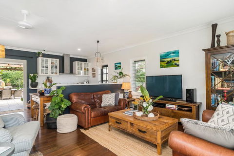 A PERFECT STAY - Byron Hills Hinterland Retreat - ACT Tourism 2