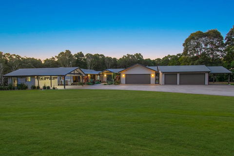 A PERFECT STAY - Lennox Unique Coastal Retreat - ACT Tourism 2
