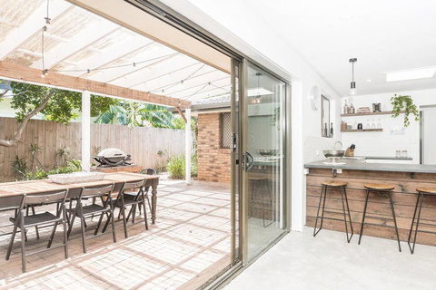 A PERFECT STAY - Sea Salt - ACT Tourism 1