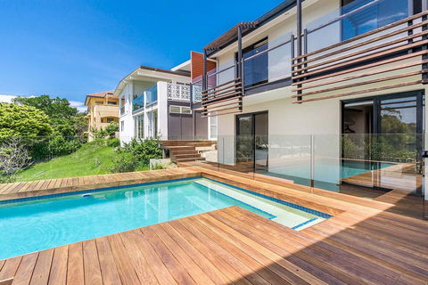 A PERFECT STAY - The Lookout - ACT Tourism 1
