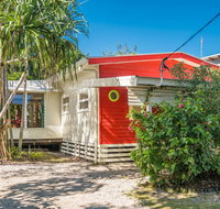 A SWEET ESCAPE - Beachcombers Cottage Beachfront - ACT Tourism