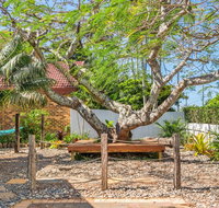 A SWEET ESCAPE - Byron Surf Cottage - walk to Byron - ACT Tourism