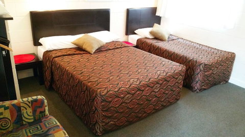 A&A Lodge Motel - ACT Tourism 2