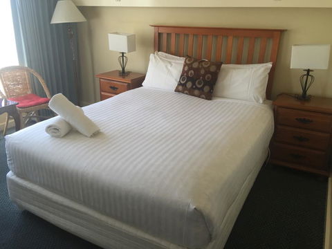 Aberdeen Motor Inn - ACT Tourism 3
