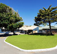 Abrolhos Reef Lodge - ACT Tourism