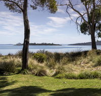 Abs by the Bay - ACT Tourism
