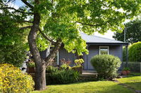 Book Daylesford Accommodation Vacations ACT Tourism ACT Tourism