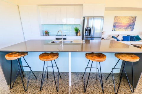 Absolute Beachfront & Secluded New Home - ACT Tourism 2