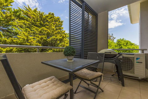 Accommodate Canberra- Domain Parliamentary Triangle - ACT Tourism 2
