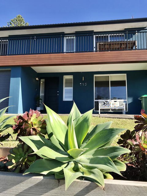 Acqua Dolce Beach House - ACT Tourism 3