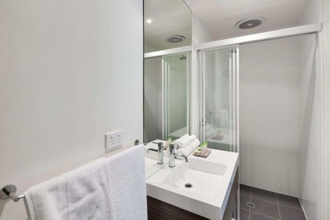 Drouin Motel - ACT Tourism 1