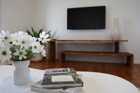 Dreamy Abode - Vineyard Retreat - ACT Tourism 2