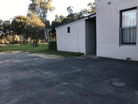 Edward River Hotel - ACT Tourism 1