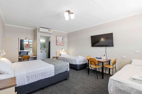 Econo Lodge Port Augusta - ACT Tourism 2