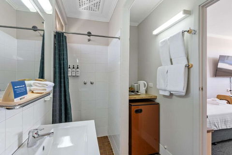Econo Lodge Port Augusta - ACT Tourism 4