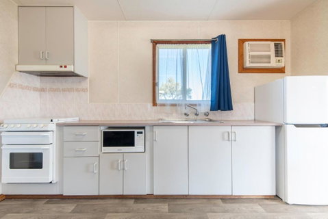 Echo Holiday Parks - Port Pirie - ACT Tourism 4