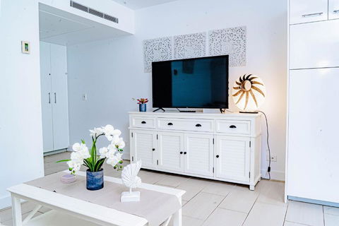 DRIFT PALM COVE- Private 2 Bed -Apartment 2204 - ACT Tourism 3