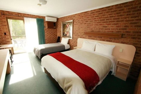 Eildon Parkview Motor Inn Room 8 - ACT Tourism 3