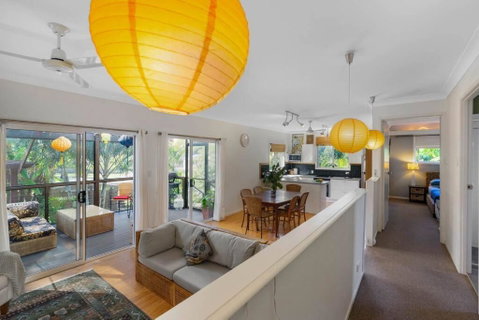 Enchanted Garden Cottage With Bikes And Air Con - ACT Tourism 0