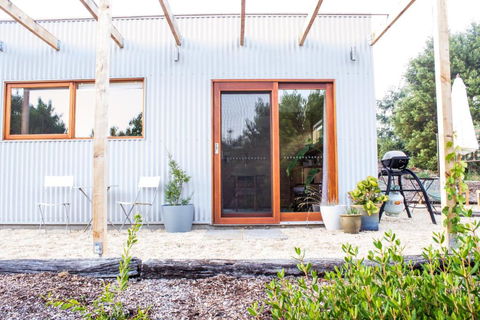 Escape To A Peaceful Eco Studio In Private Garden - ACT Tourism 3
