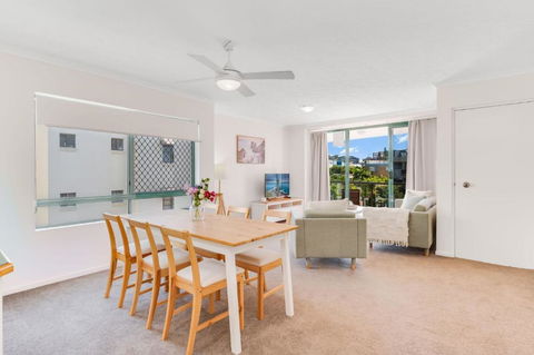 Fair Havens Unit 4 Kings Beach QLD - ACT Tourism 4