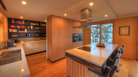 Fairwinds Tasmania - ACT Tourism 4