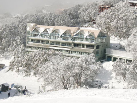 Falls Creek Country Club - ACT Tourism 1