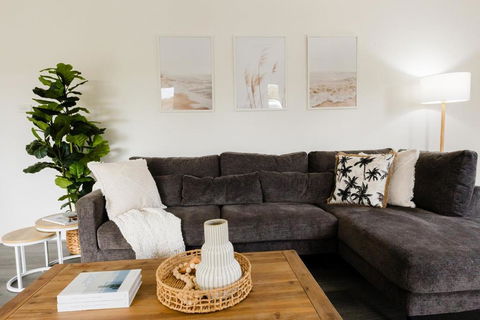 Family Friendly 3 Bedroom Home - Summer Dayz Shoal Bay - ACT Tourism 0