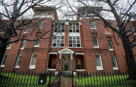 Fawkner Mansions Heritage Hotel - ACT Tourism 0