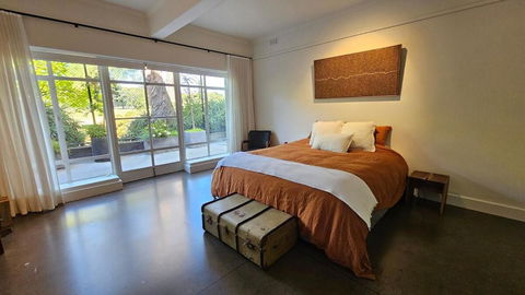 Fawkner Parkside Art House - ACT Tourism 2