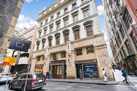 Flinders Lane Apartments - ACT Tourism 1