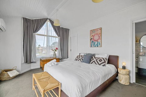 Foam Vibes Beach House - ACT Tourism 2